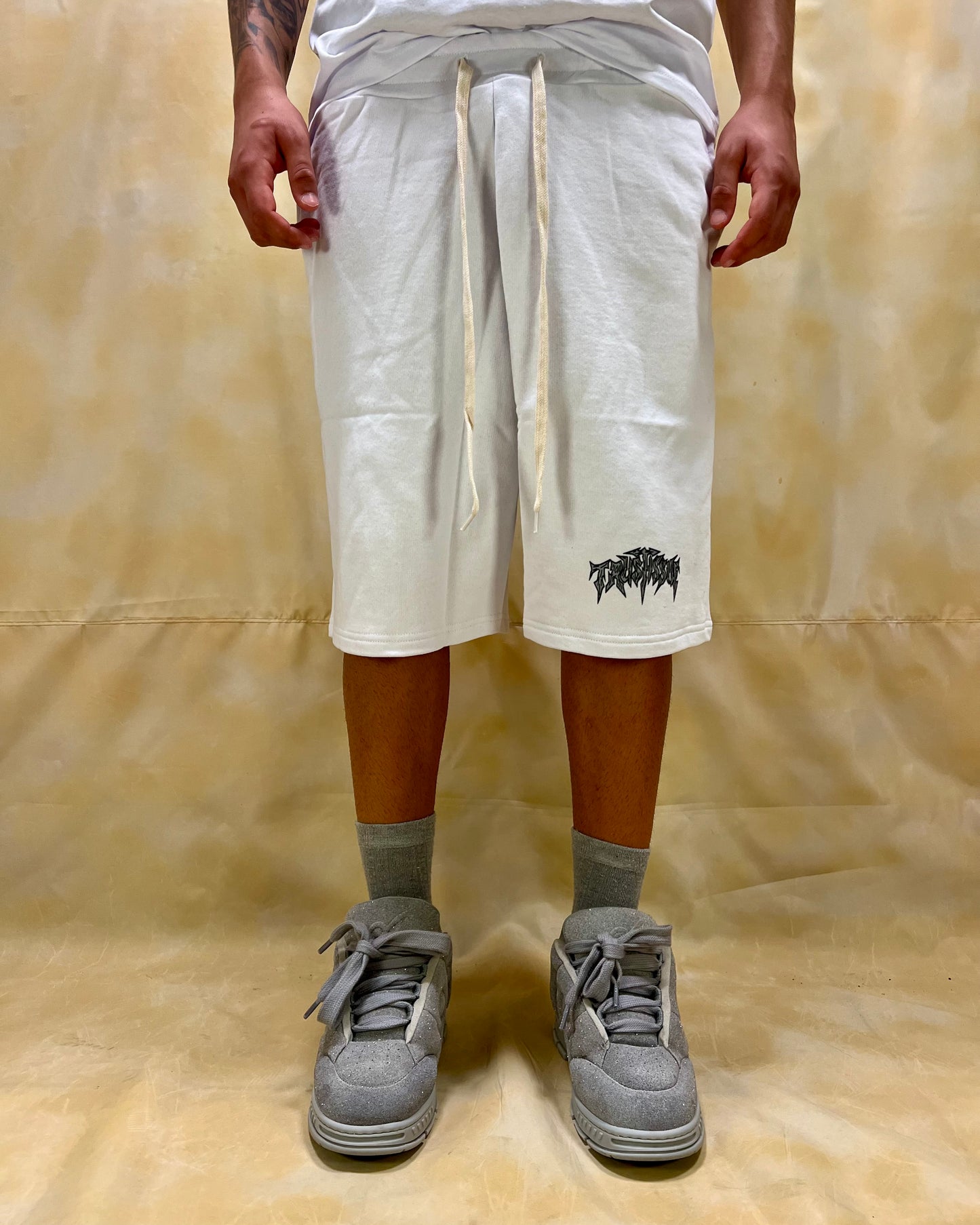 COORDINATO RELAXED FIT BIANCO CON STAMPA GRAFICA IN COTONE