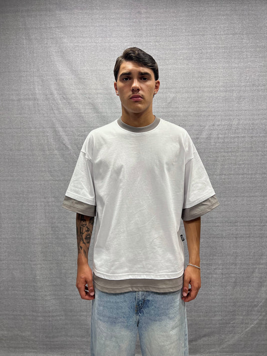 WHITE AND DOVE GRAY BOXY FIT T-SHIRT WITH DOUBLE SLEEVES AND GRAPHIC PRINT