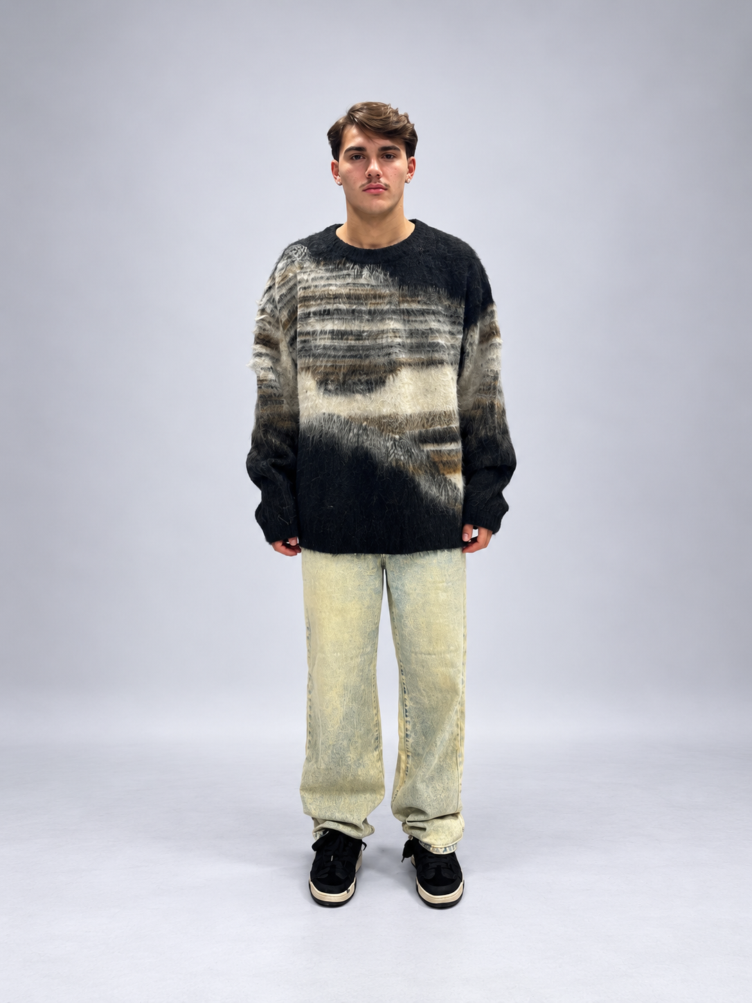 MAGLIONE JACQUARD OVERSIZE FIT NERO E BEIGE SPAZZOLATO