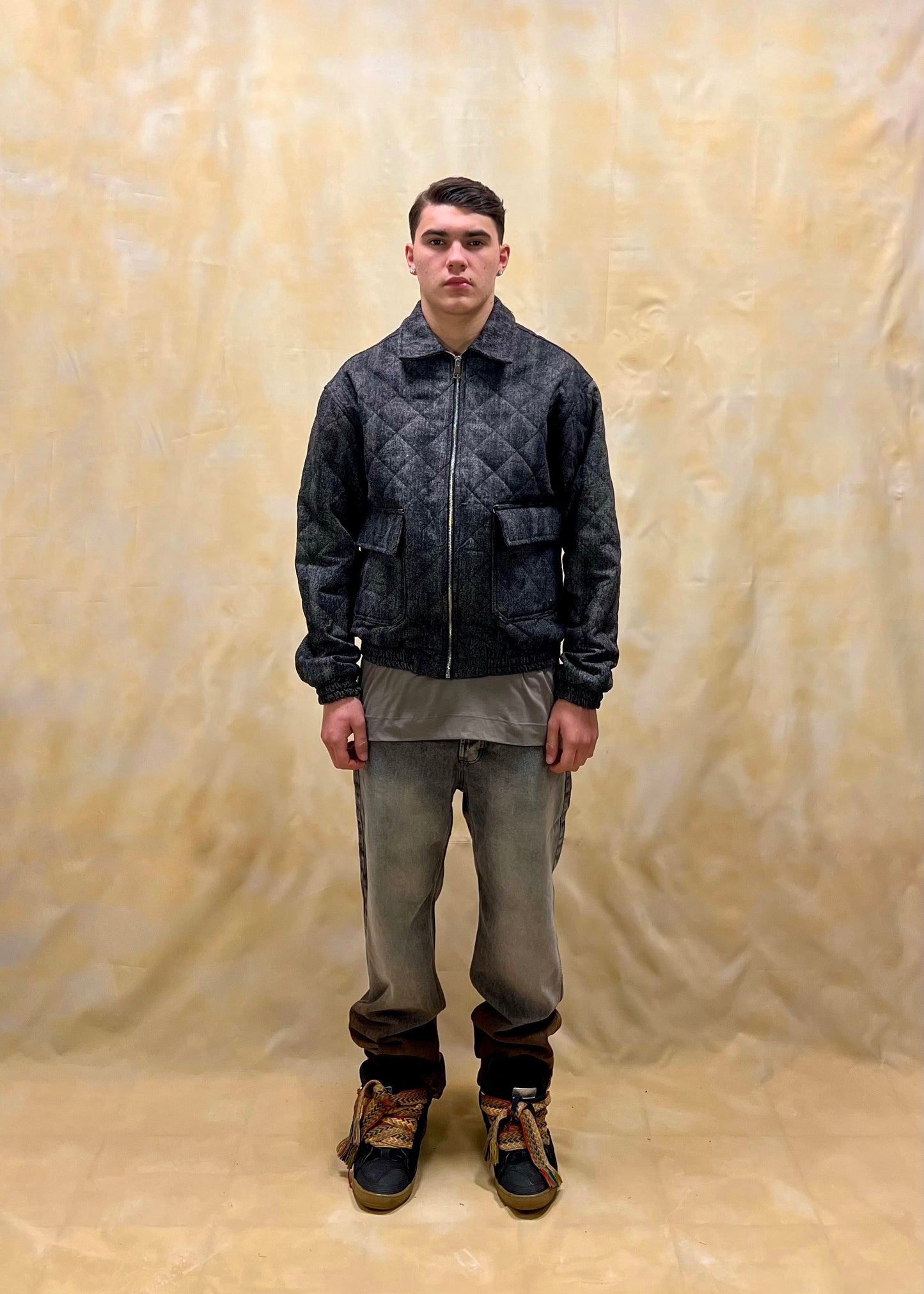 GIUBBINO CROP FIT ANTRACITE TRAPUNTATO EFFETTO SLAVATO