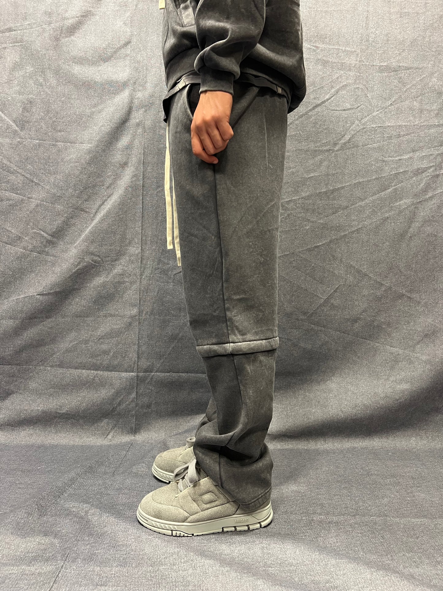 TUTA RELAXED FIT GRIGIA EFFETTO SLAVATO CON CERNIERE STACCABILI