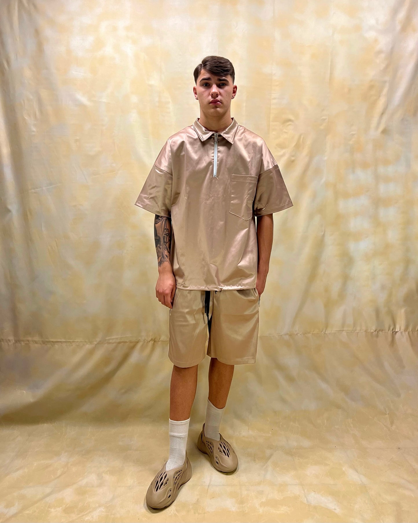 COORDINATO RELAXED FIT BEIGE NUDE IN TESSUTO DI COTONE MERCERIZZATO