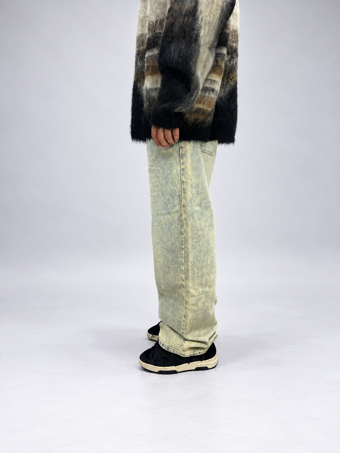 LIGHT BEIGE BAGGY FIT SANDBLAST WASH JEANS