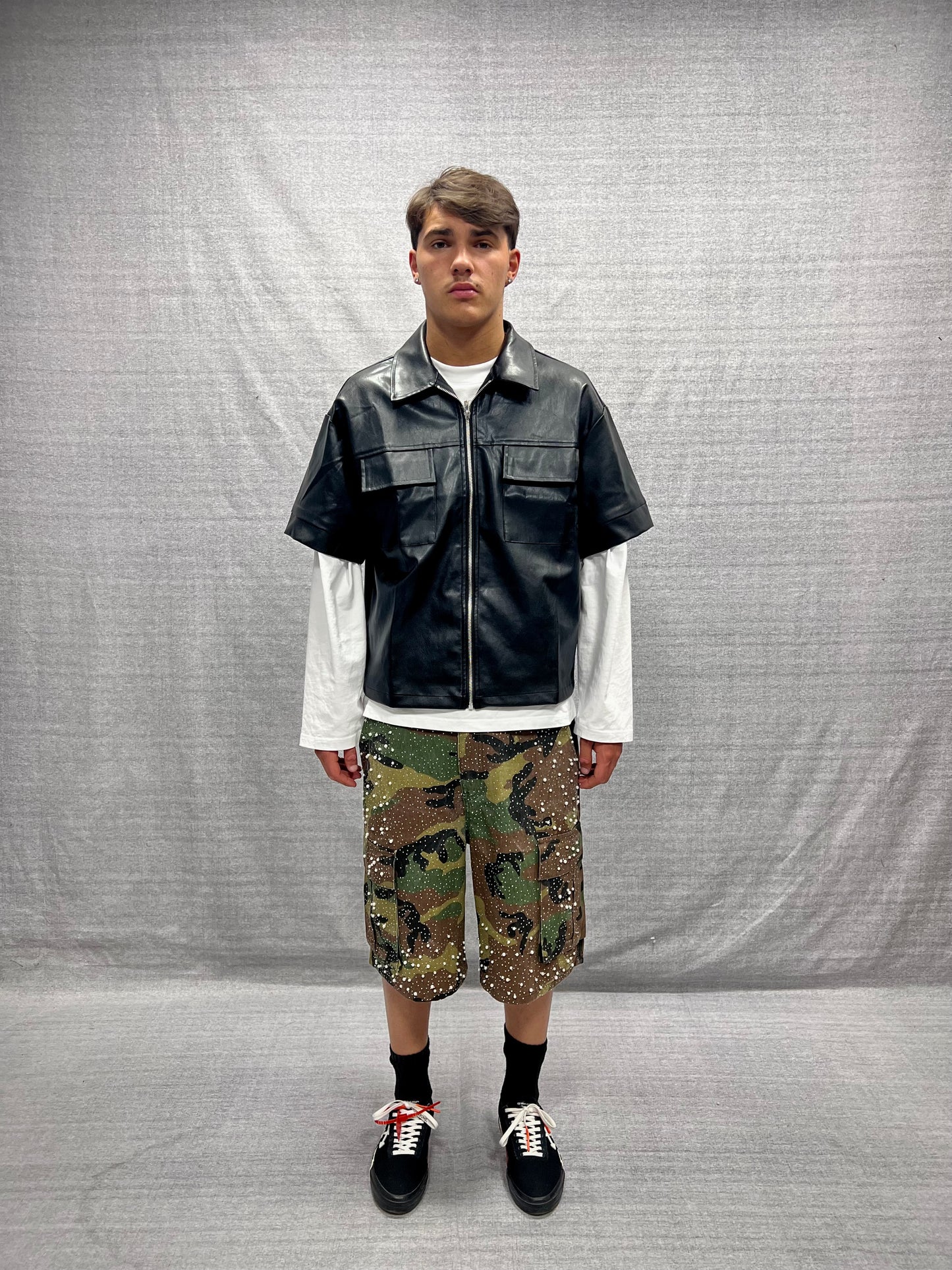 BERMUDA JORTS CARGO CAMPUFLAGE MILITARE CON BRILLANTINI E PERLE