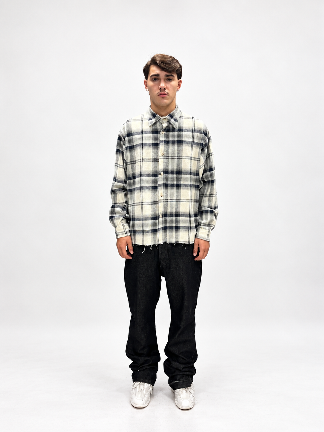 CAMICIA OVERSIZE FIT BIANCA E BLU CON STRUTTURA A QUADRI PLAID IN COTONE