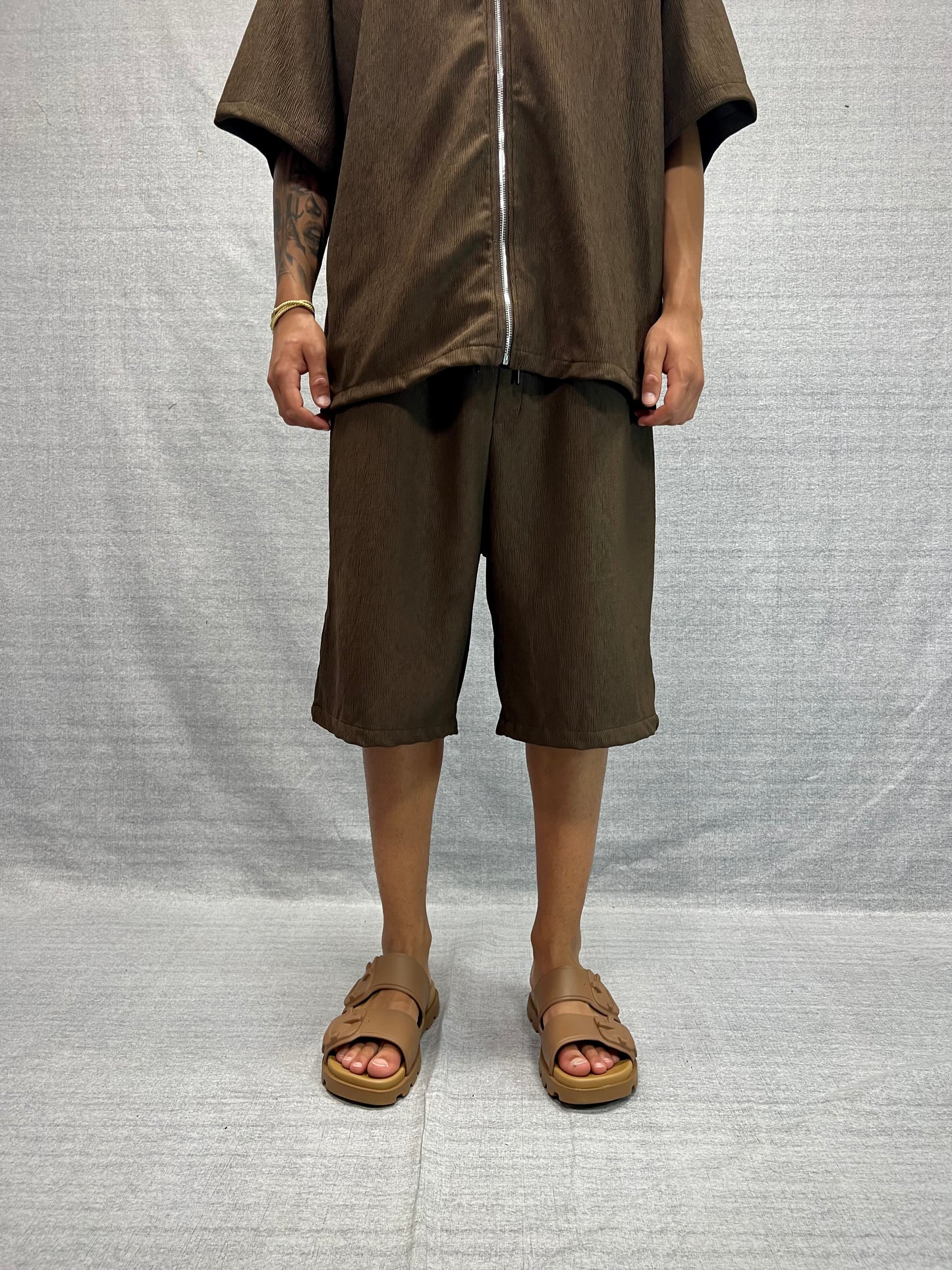 COORDINATO RELAXED FIT MARRONE CON STRUTTURA JACQUARD