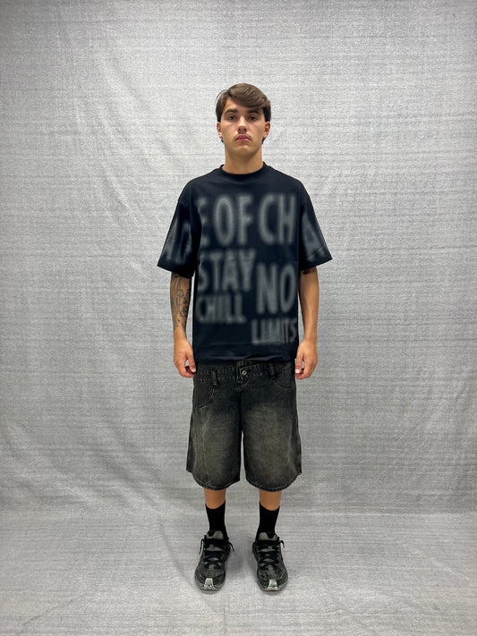 T-SHIRT BOXY FIT NERA CON STAMPA GRAFICA EFFETTO SPRAY