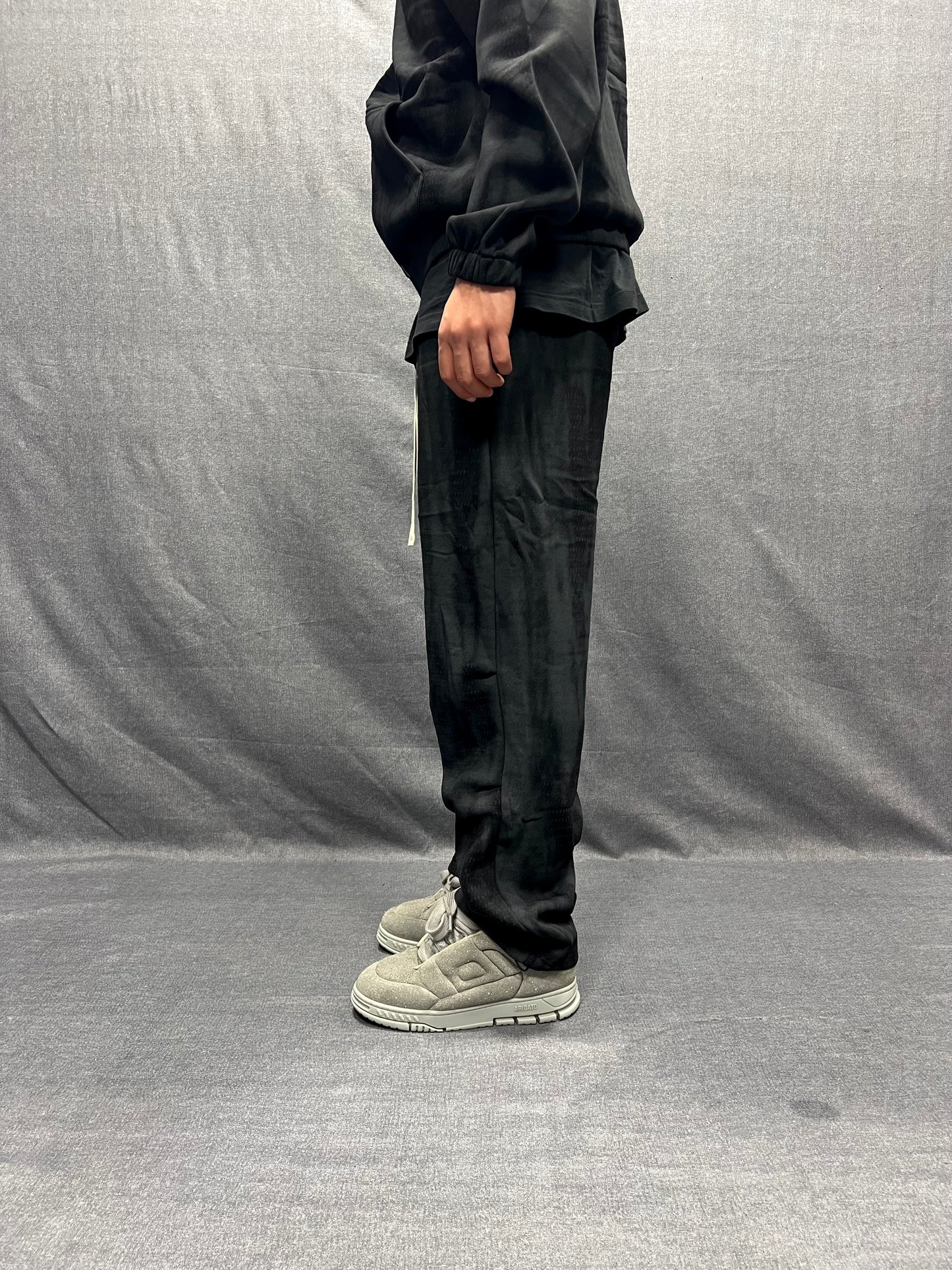 TUTA RELAXED FIT NERA EFFETTO TIE DYE
