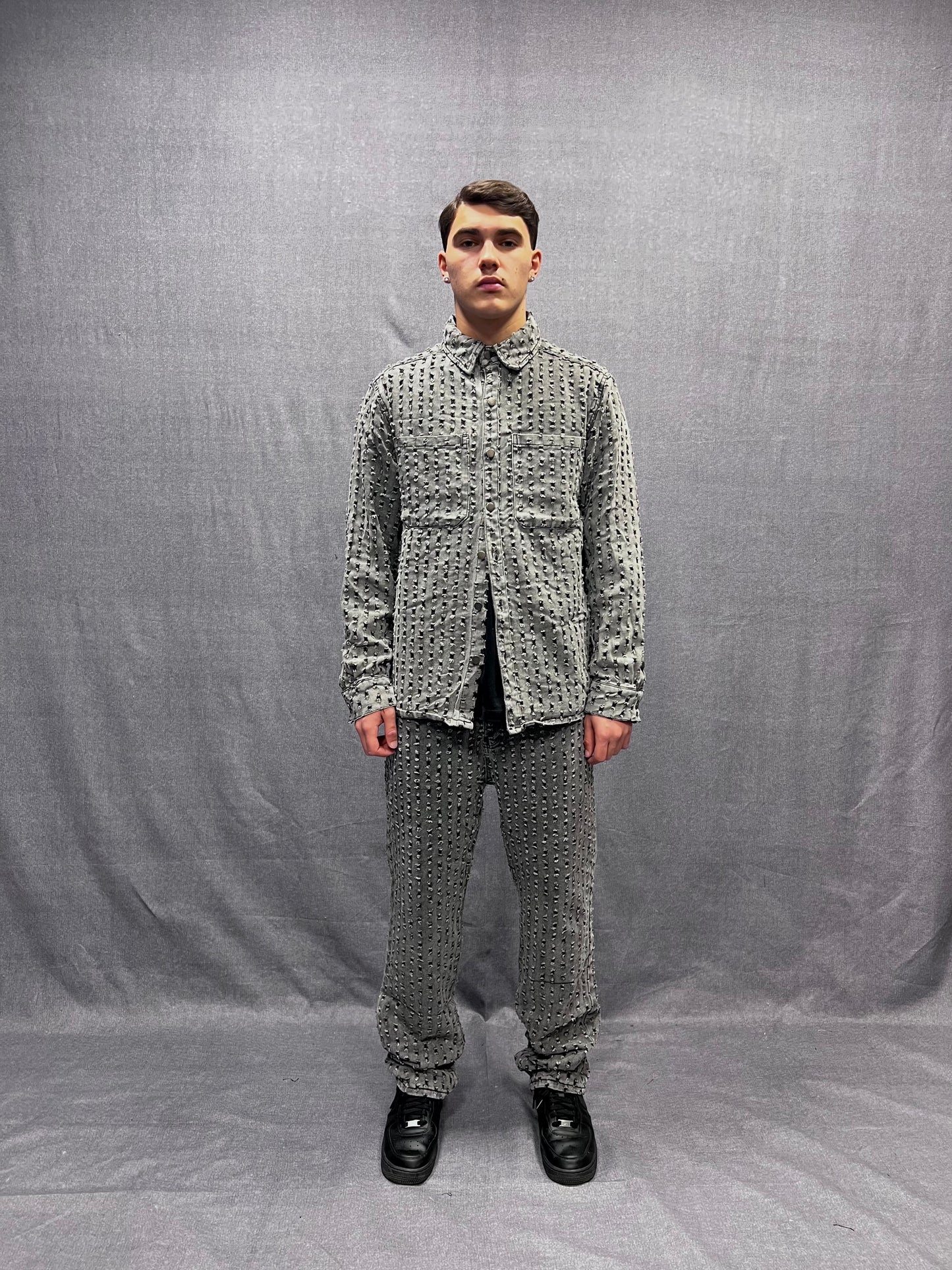 COORDINATO REGULAR FIT GRIGIO CON MICROABRASIONI