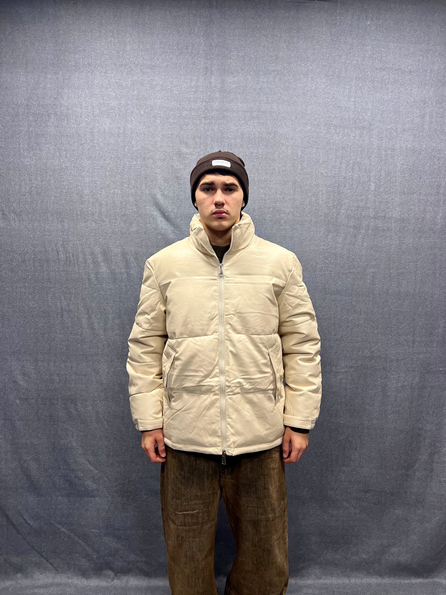 GIUBBINO PUFFER BEIGE IMBOTTITO IN ECOPELLE LUCIDO