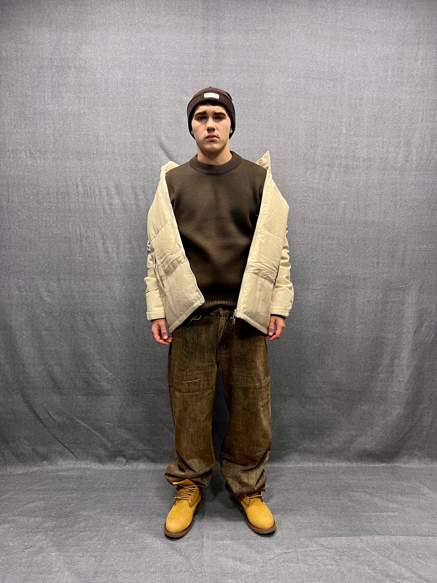GIUBBINO PUFFER BEIGE IMBOTTITO IN ECOPELLE LUCIDO
