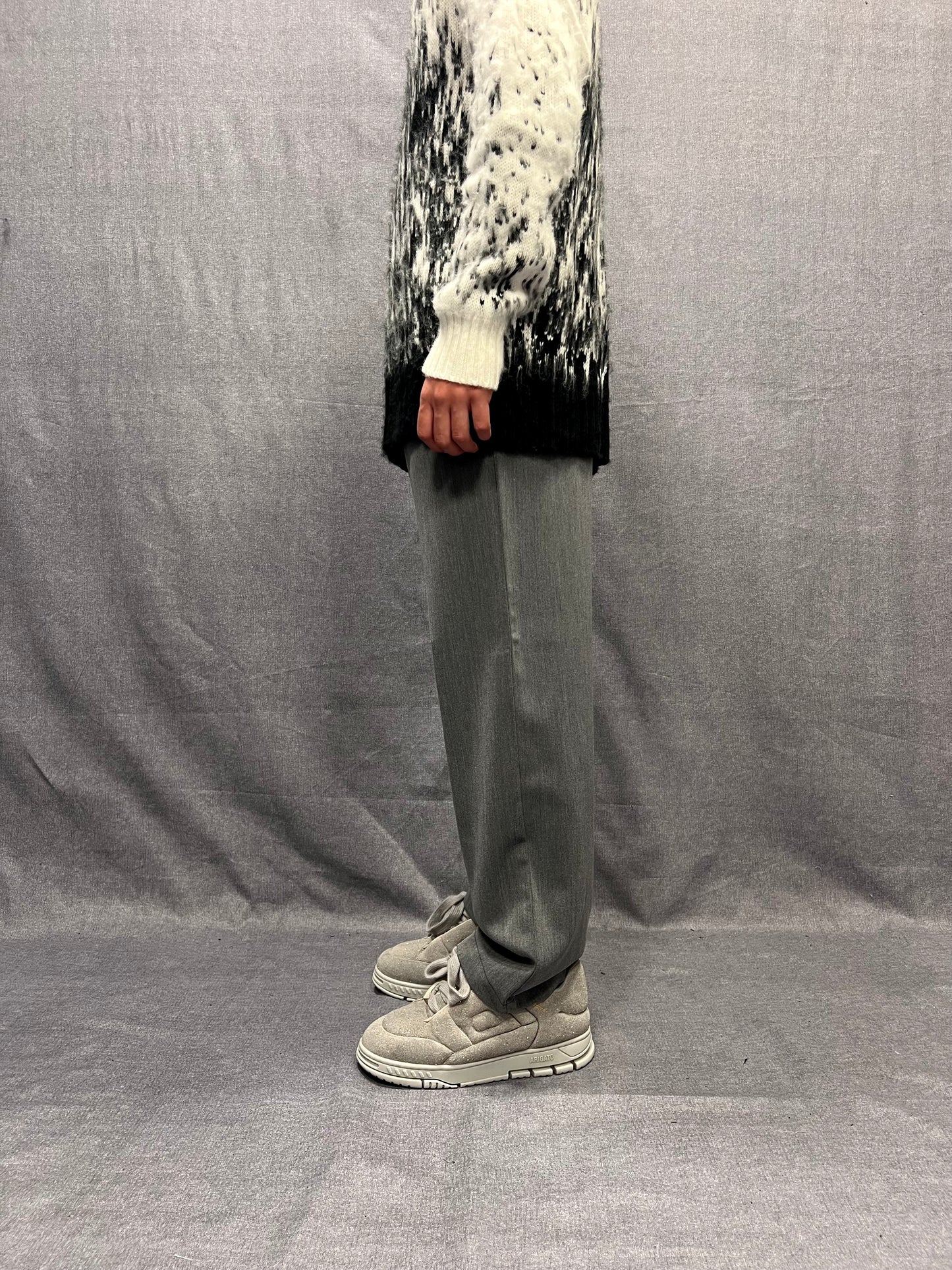 PANTALONI LOOSE FIT GRIGI CON VITA ELASTICIZZATA