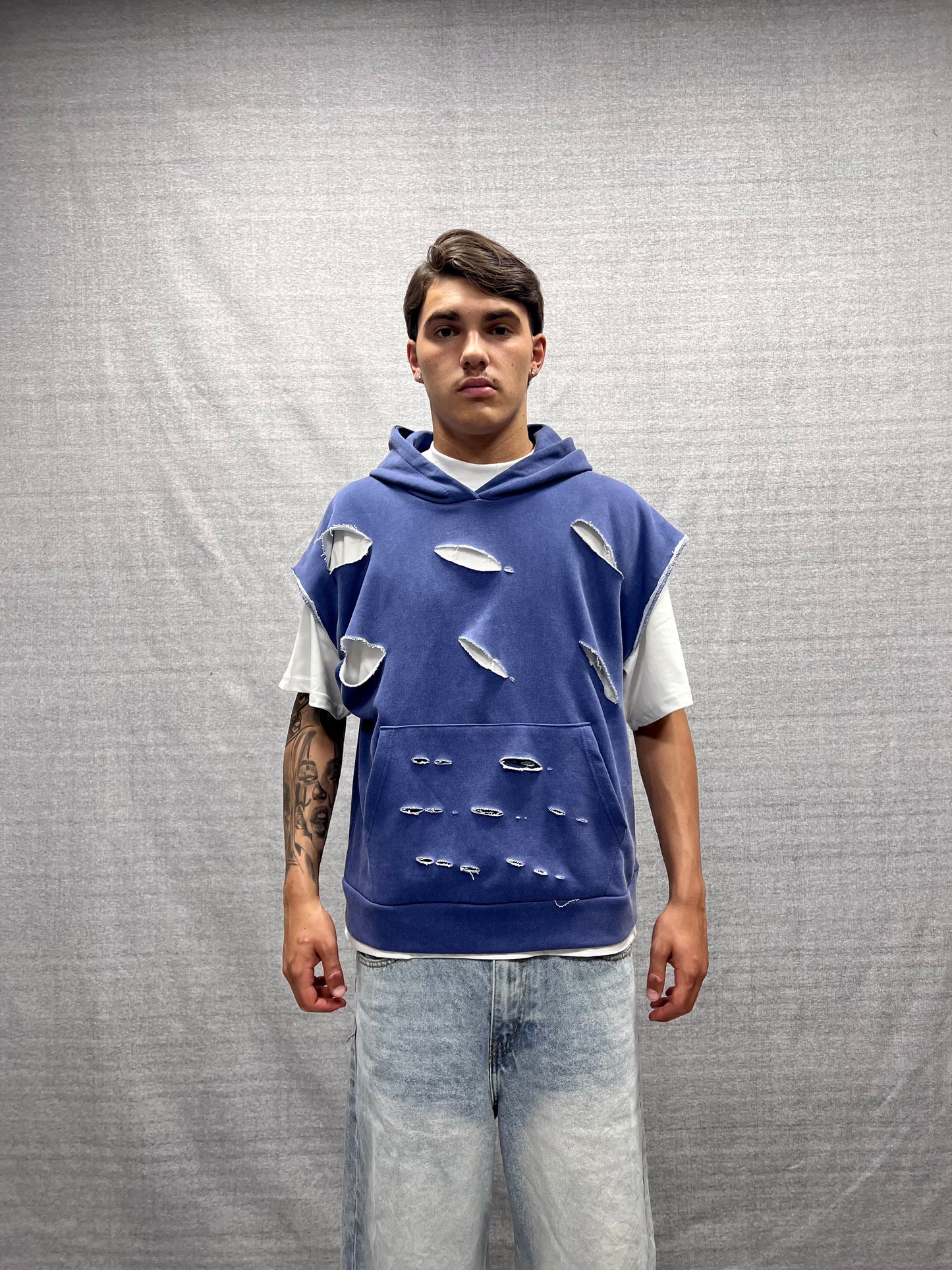 WASHED-OUT EFFECT SLEEVELESS BOXCIE FIT HOODIE IN BLUE