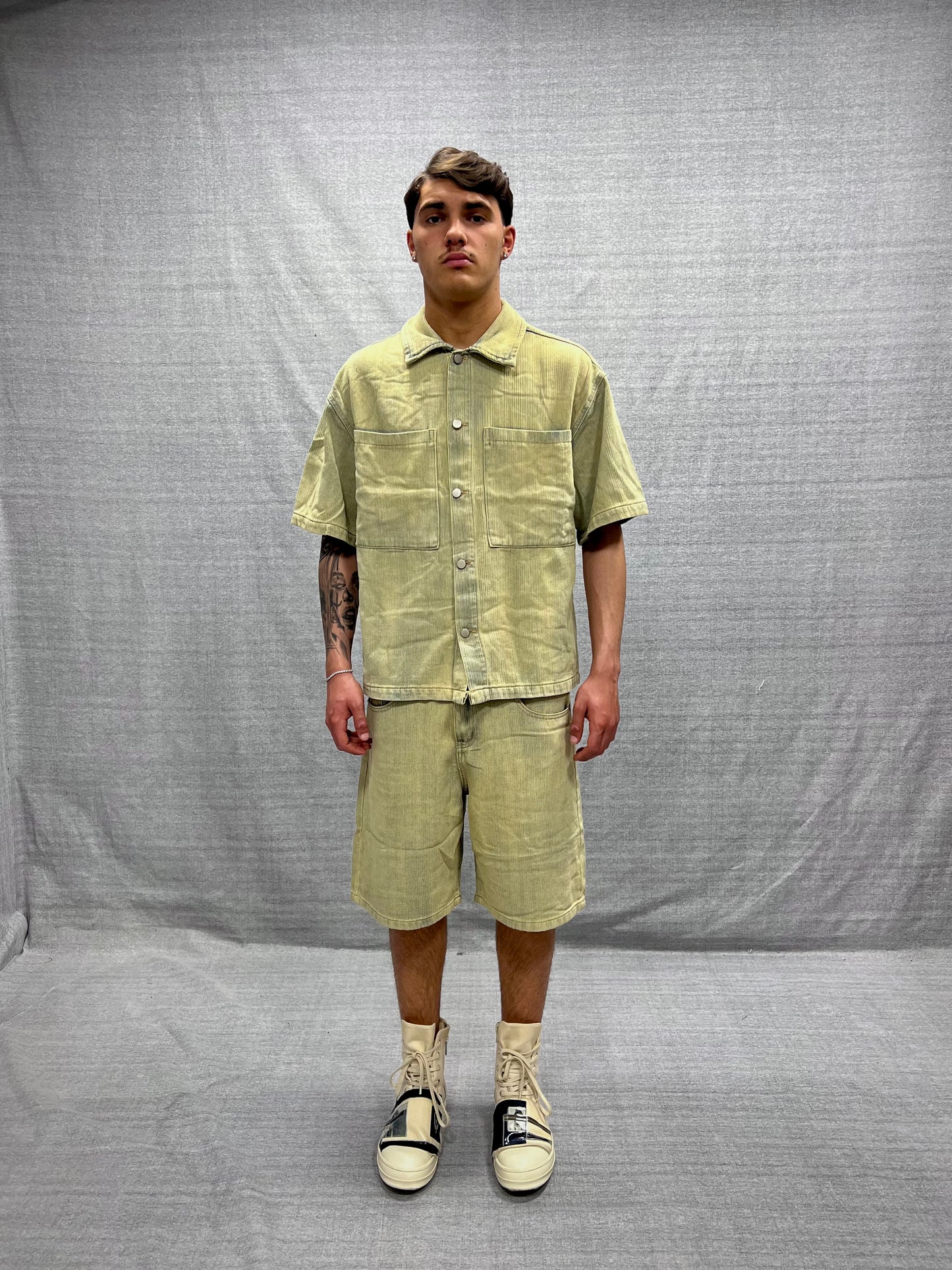 COORDINATO RELAXED FIT BEIGE LAVAGGIO SABBIATO GRAFFIATO IN DENIM