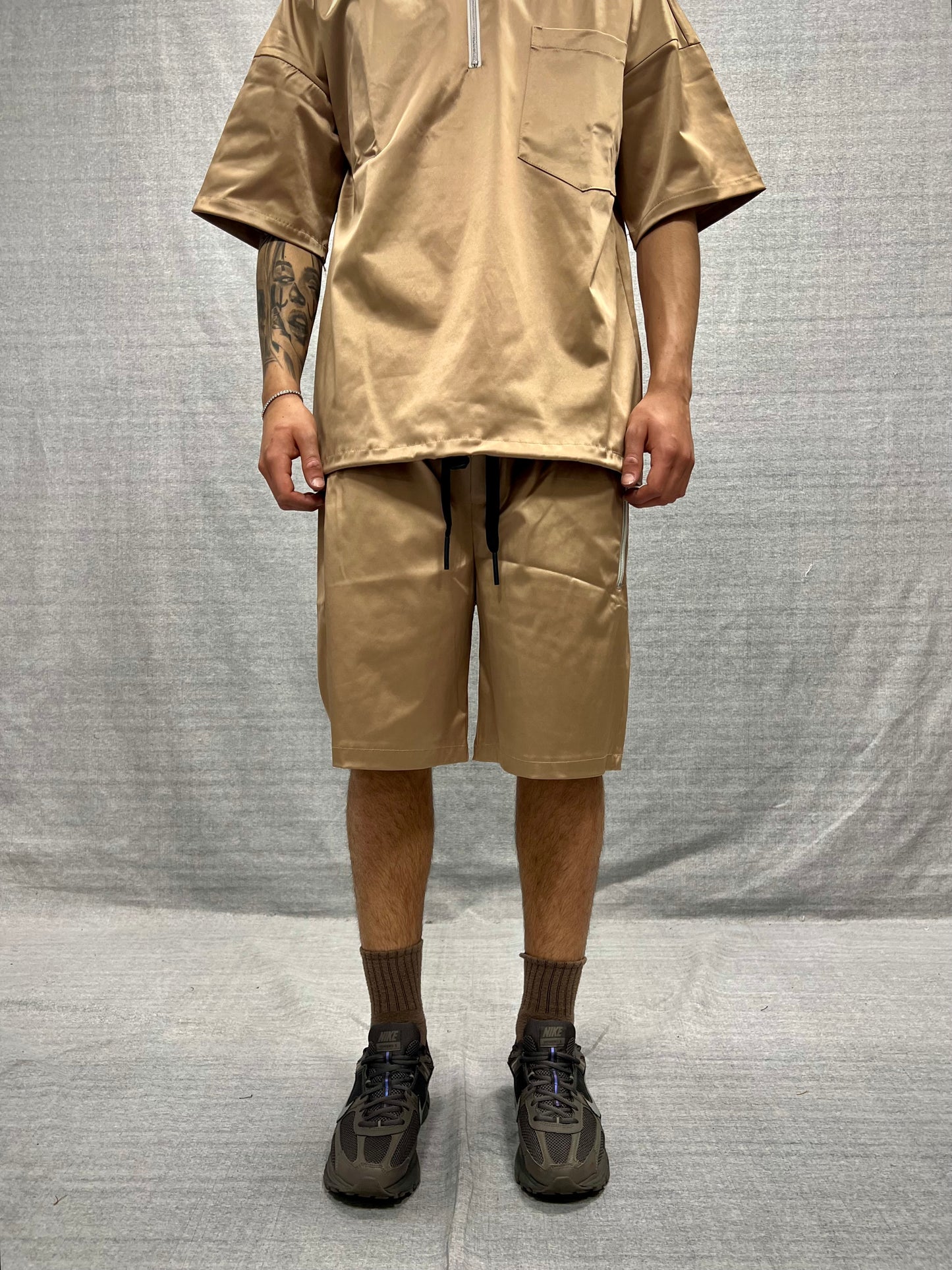 COORDINATO RELAXED FIT BEIGE NUDE IN TESSUTO DI COTONE  MERCERIZZATO