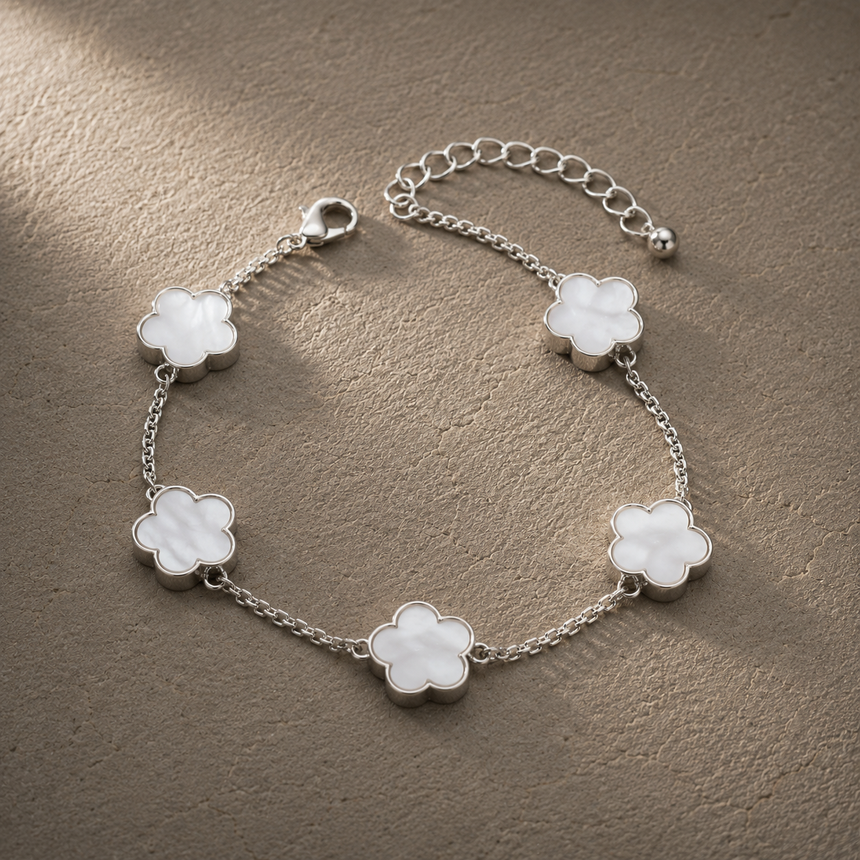 BRACCIALE CLOVER MADREPERLA
