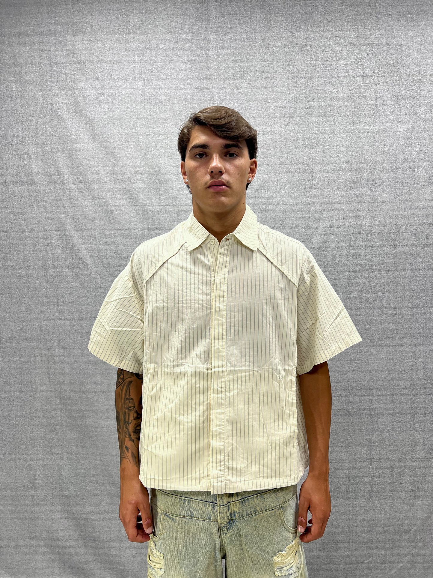 CAMICIA CROP FIT BEIGE E GRIGIA A RIGHE