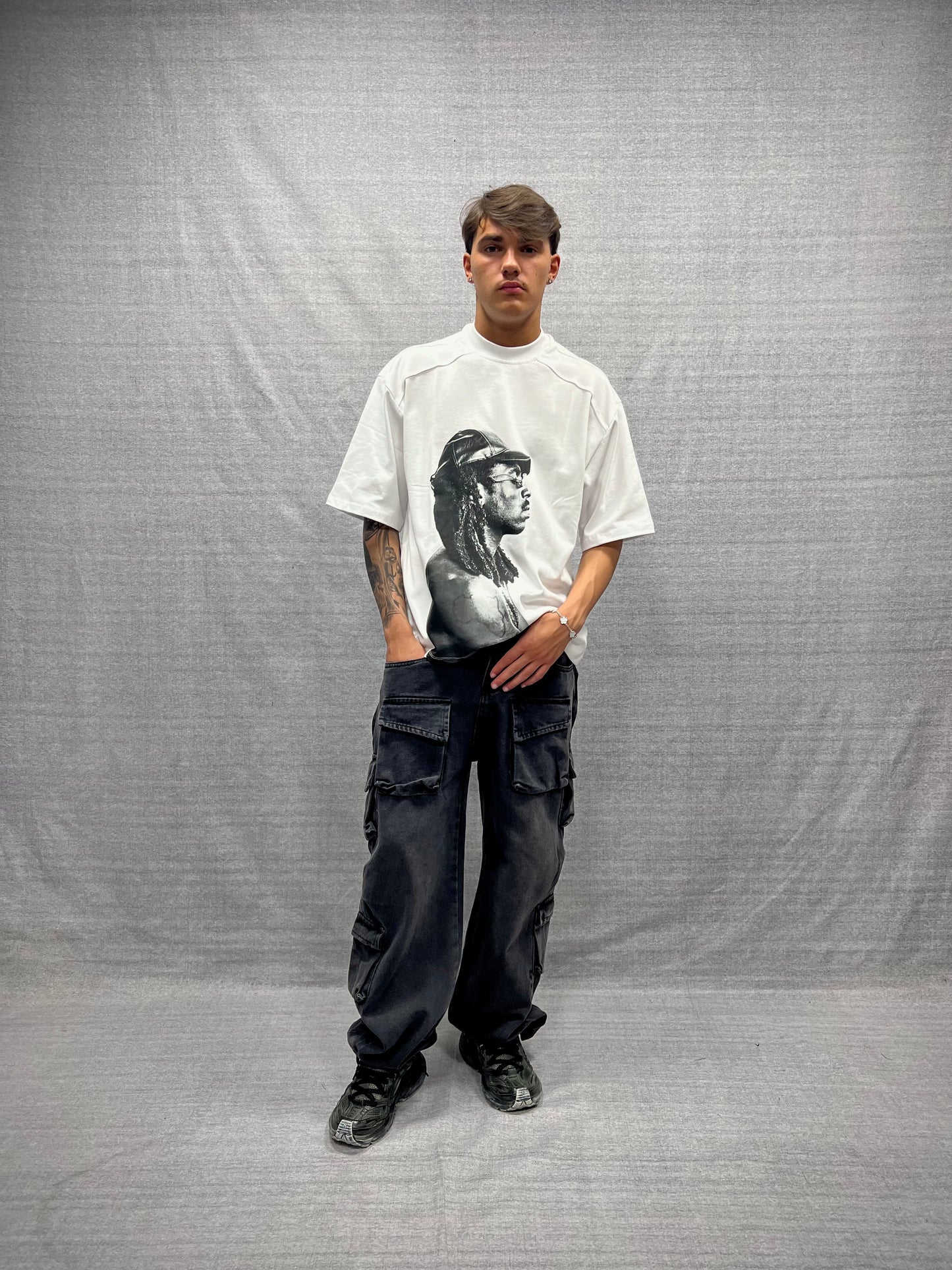 BLACK STONE WASH BAGGY FIT PARACHUTE CARGO JEANS