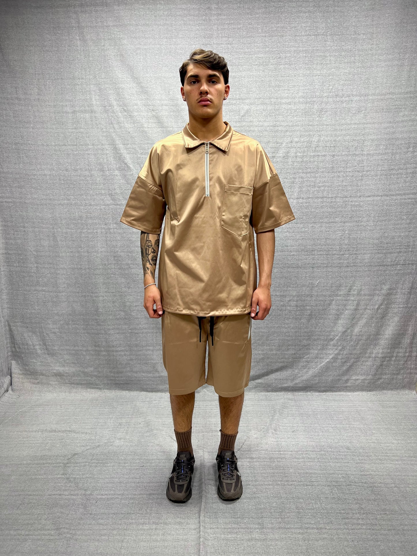 COORDINATO RELAXED FIT BEIGE NUDE IN TESSUTO DI COTONE  MERCERIZZATO